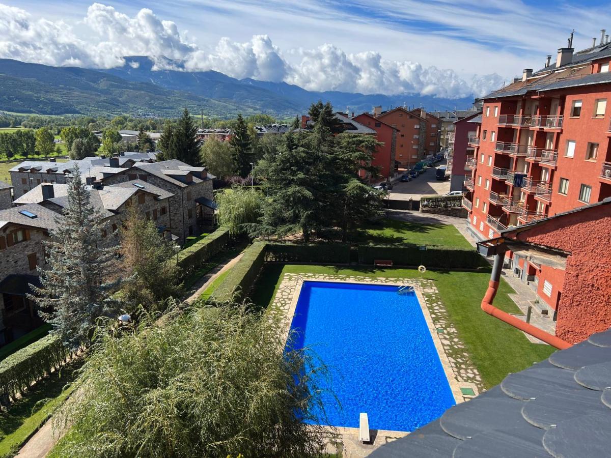 Apartmán Piso Puigcerda Vistas Y Piscina Exteriér fotografie